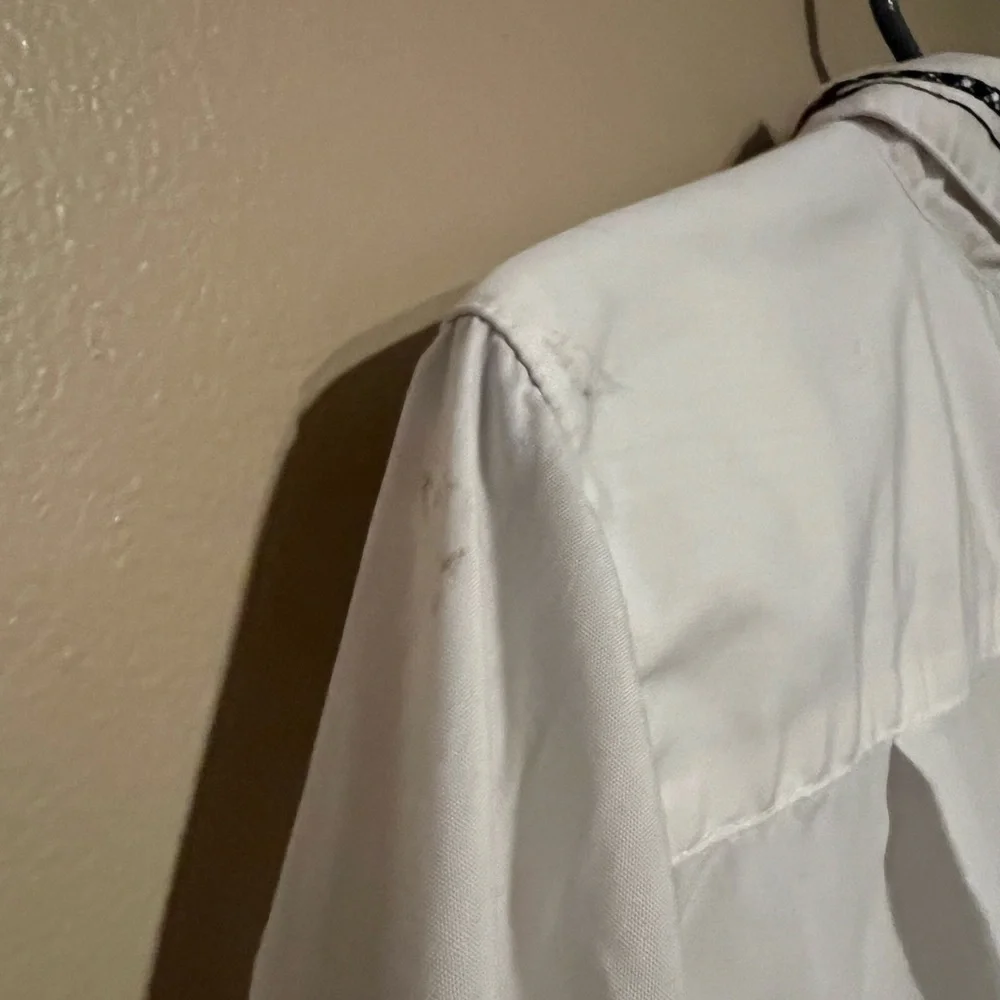 Yves St Clair Vintage White Collar Embroidered Button Down Size 10